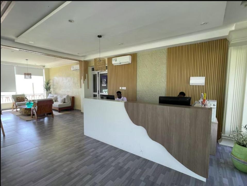 Ocean Green Beach Resort Prampram ภายนอก รูปภาพ