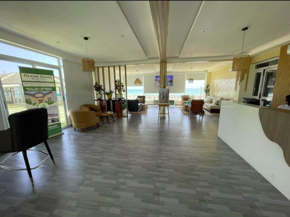 Ocean Green Beach Resort Prampram ภายนอก รูปภาพ