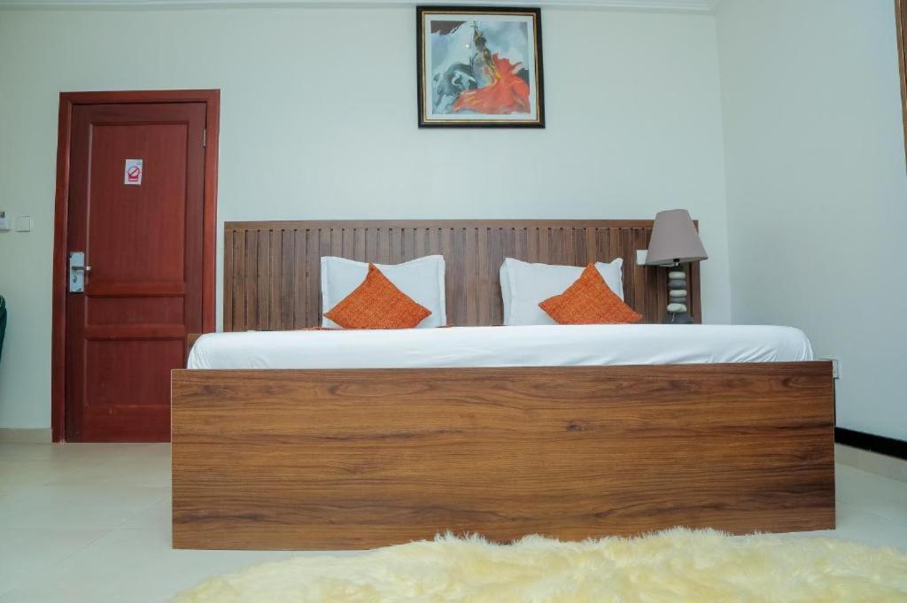 Ocean Green Beach Resort Prampram ภายนอก รูปภาพ