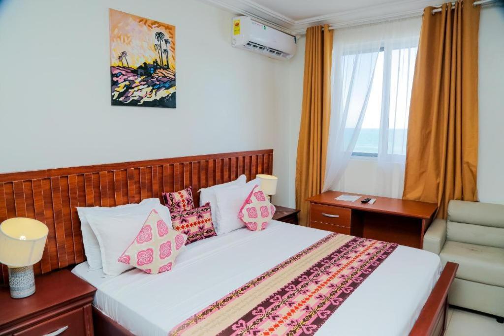 Ocean Green Beach Resort Prampram ภายนอก รูปภาพ